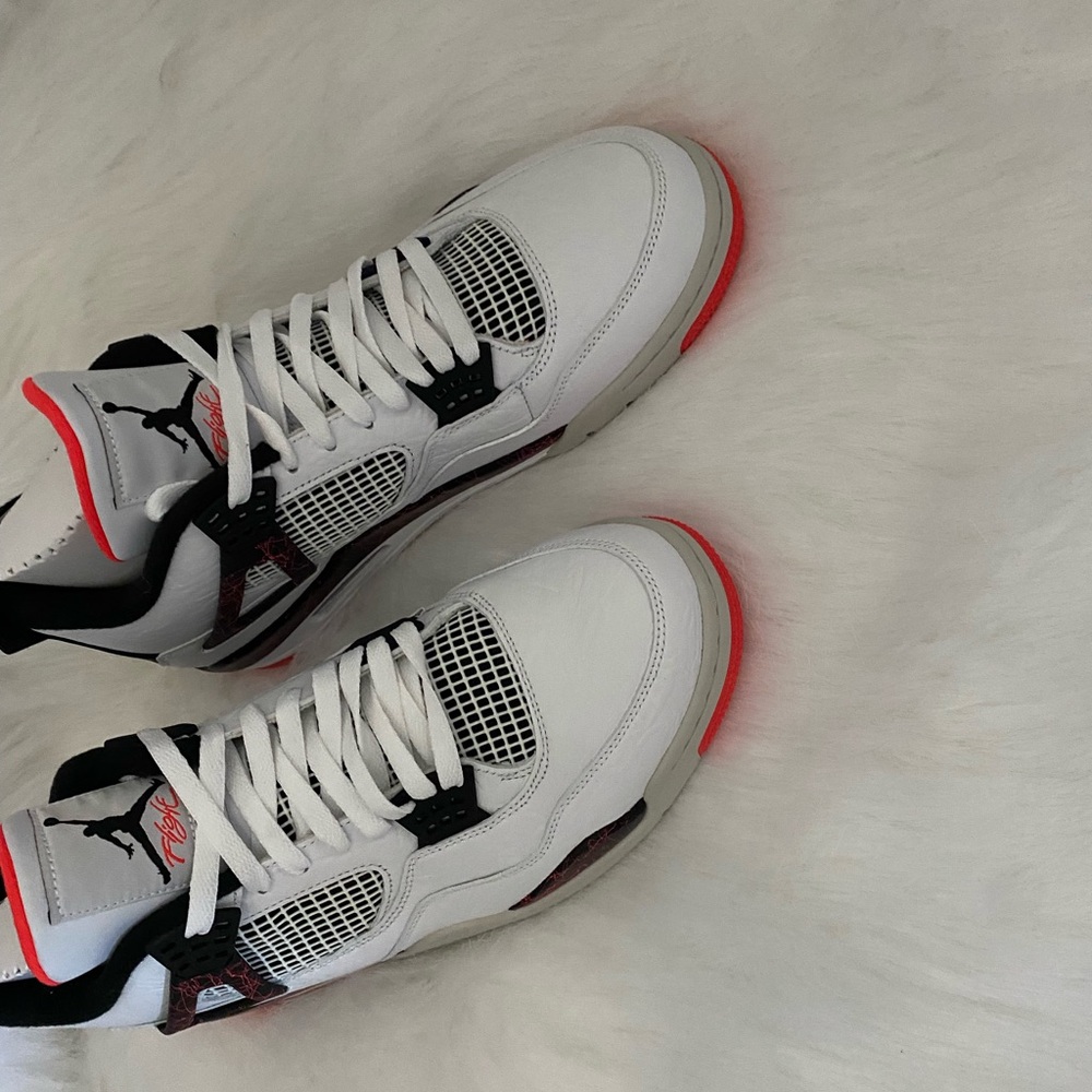 Jordan Retro 4